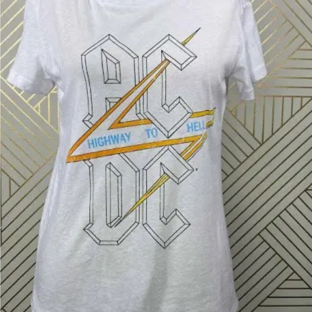 AC/DC Women's White Chaser Tee